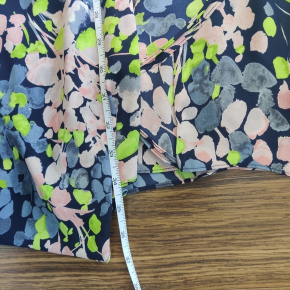 *BCBGMAXAZRIA Jessica Floral-Print Handkerchief Dress – 2 - Picture 9 of 9